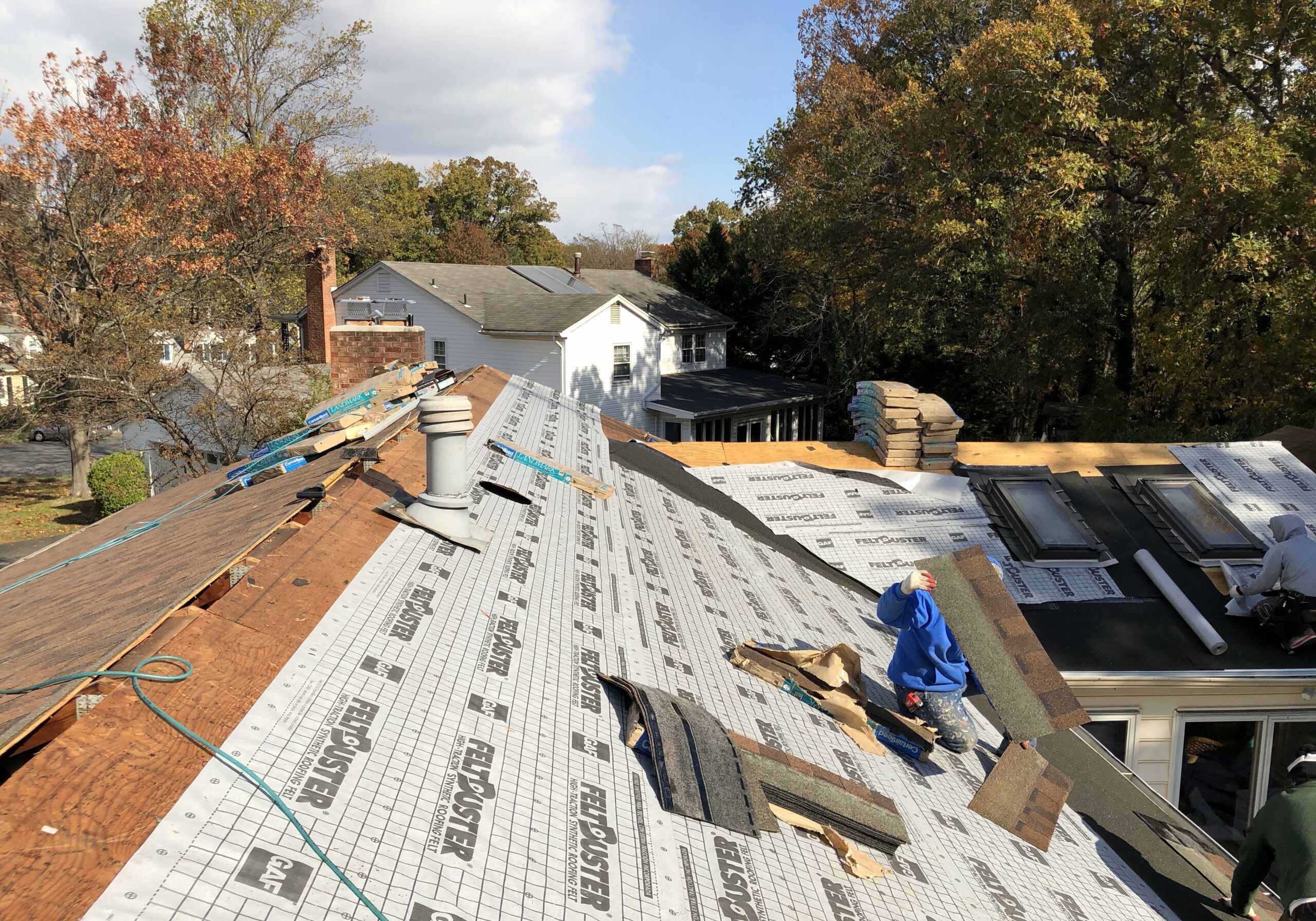 Roofing-Generation-LLC-Roofing-Contractors-Woodbridge-VA-Gutter-Contractors-Woodbridge-VA-roofinggeneration@gmail.com--(01)-(703)-670-3091-(301)-500-5307-Emergency